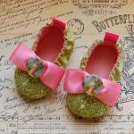 VIGNETTE-lime green baby sh..
